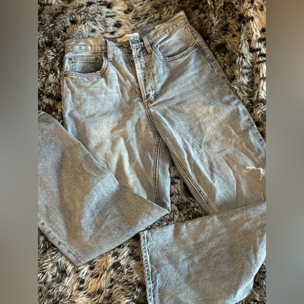 Aritzia Denim Forum Joni High Rise Loose 29L Jeans​​ - Picture 2 of 8